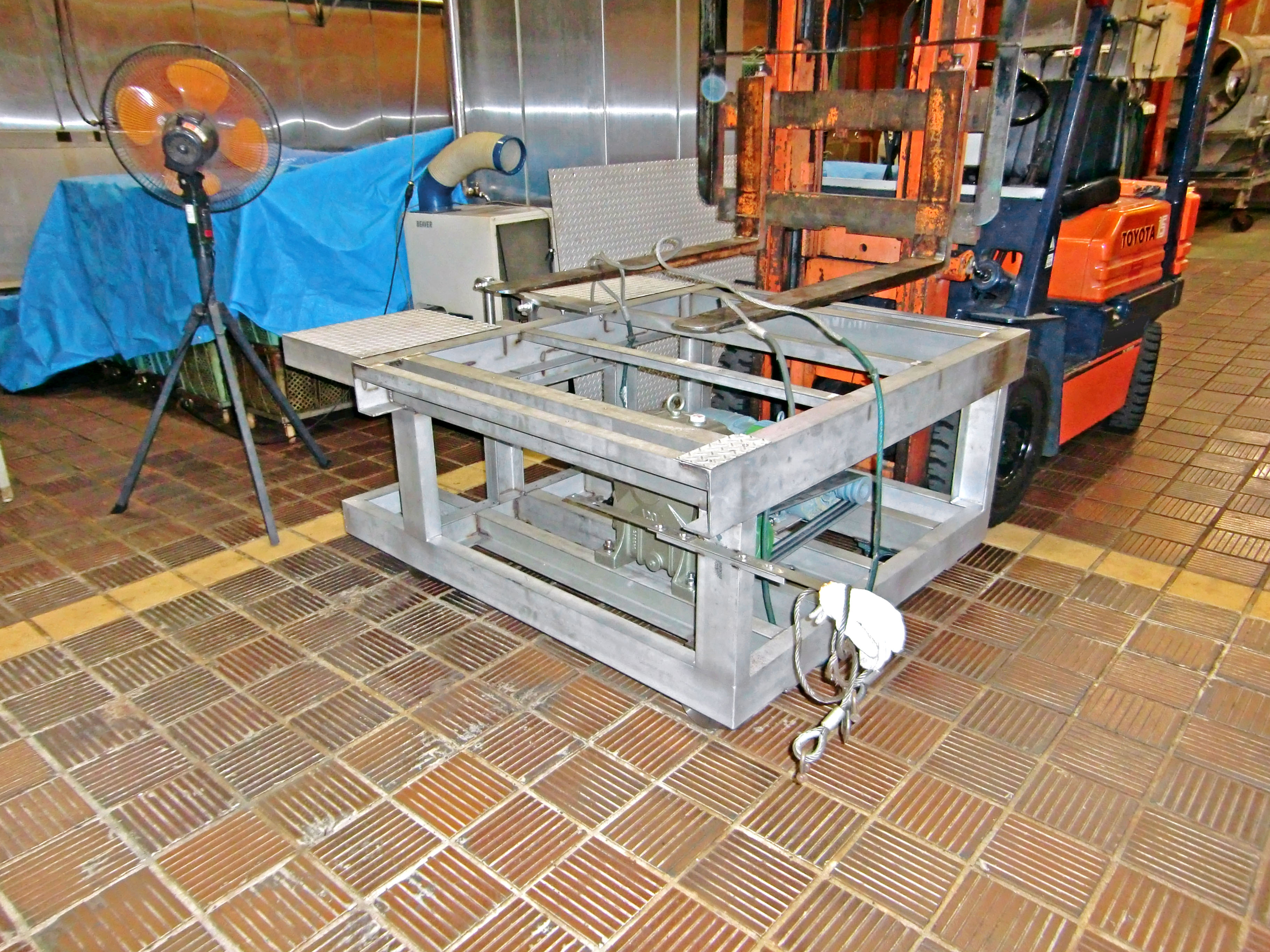 トロッコ台車 | 有限会社ニーズ工業 | 金属加工 法人・個人