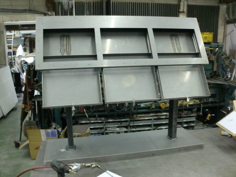 THE CONDER HOUSE様 スタンドサイン④ - 愛知県名古屋市で金属加工の有限会社ニーズ工業製作