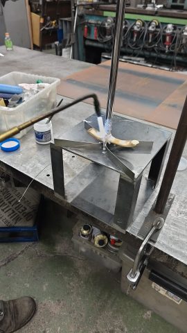 ステッキ　(真鍮ｘステンレス製の杖)2 - 愛知県名古屋市で金属加工の有限会社ニーズ工業製作