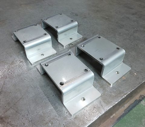 スノボーキャリアステー② - 愛知県名古屋市で金属加工の有限会社ニーズ工業製作